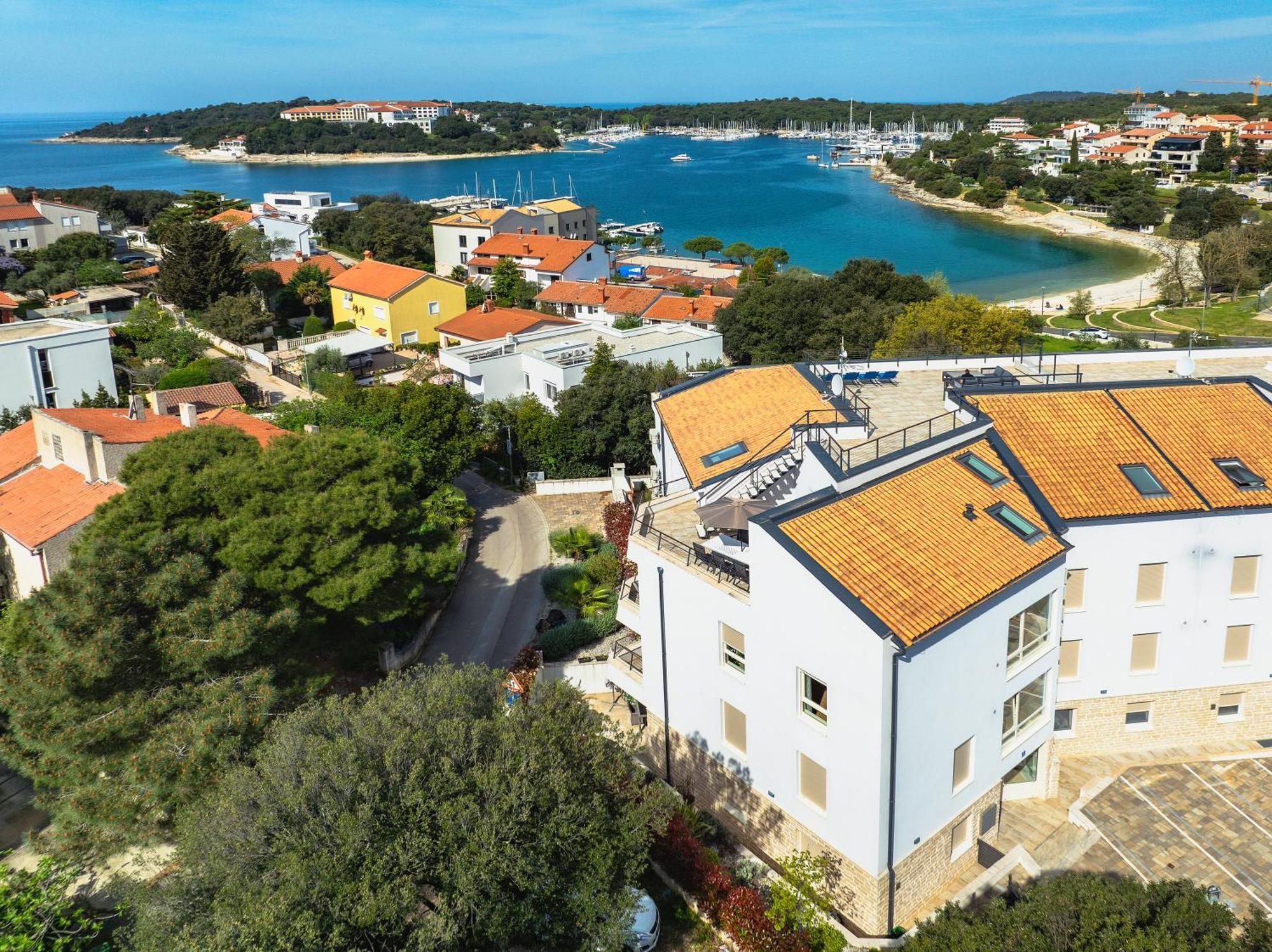 Apartment Klara ペシュチャーナ・ウヴァラ エクステリア 写真